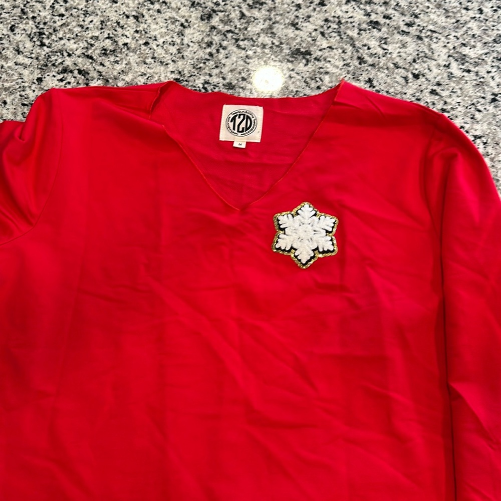 Christmas snowflake brand new never worn long sleeve shirt